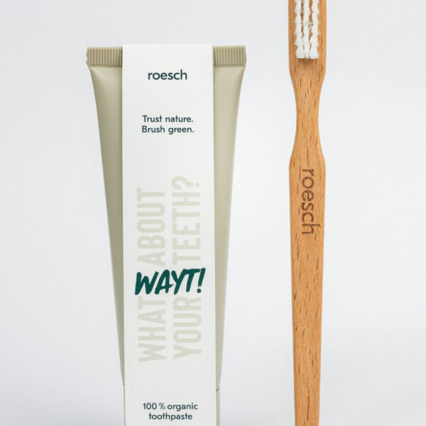 Set Bürste und Zahnpaste